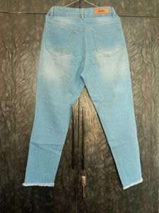 Blue Boyfriend&#39;s Jeans