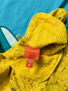 Yellow Net Collared Top