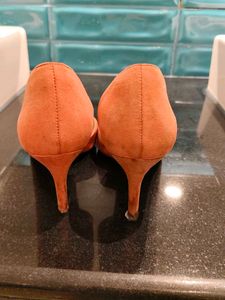 White Sandals &amp; H&amp;M Pumps