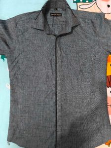 King&#39;s Mode Gray Button-Down Shirt