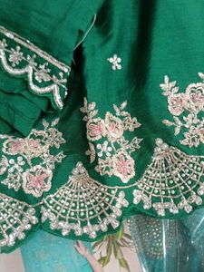 Green Embroidered Kurta Set L