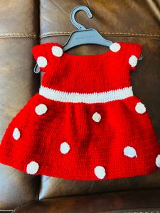 Mickey Mouse Dress For Baby Girl With Cap And Socks (Wollen) 0-6 Months