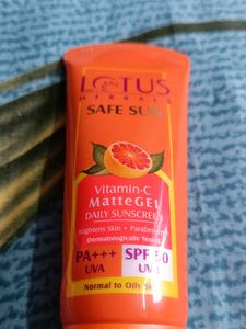 Lotus Daily Use Vitamin C Matte Gel Sunscreen 🧴