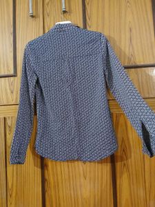Patterned Long Sleeve Top