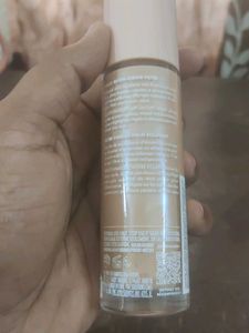 e.l.f Cosmetic Halo Glow Liquid-3 Light And Medium