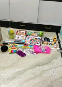 Mixed Toys & Games Lot
