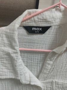 white cropped shirt