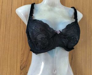 Branded Non Padded Lace Bra