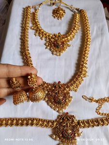 Semi Bridal Set