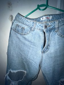 Women Wide Leg Light Blue Ripped Jeans!!!👖