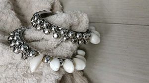 Shell Bangle Set