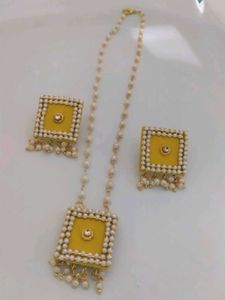 Febric Necklace Set