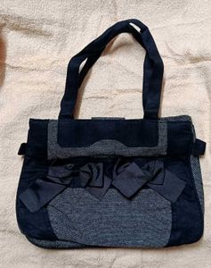 Cute & Stylish Bow Bag