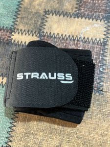 Combo Of 1 Gym Gloves With 2 Wrist Supporter