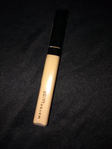 MAYBELLINE CONCEALER