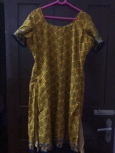 3 Kurtas In Good Condition