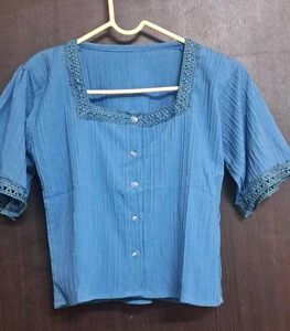 Women Tops