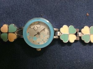 Vintage Clover Bracelet Watch