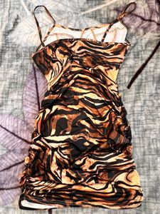 Stylish Swirl Print Bodycon Dress