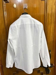 H&amp;M COTTON WHITE EASY IRON SLIM FIT SHIRT (M)(40)