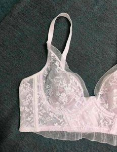 Newme White Lace bra