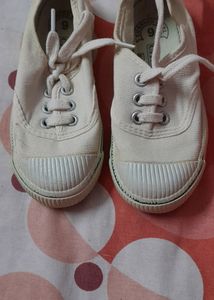 Unisex White School Shoes