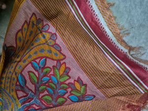 Beautiful Handloom Saree.with Attached Blouse Piec