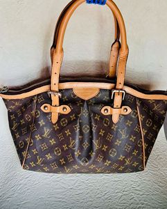 Louis Vuitton Monogram Empreinte Artsy MM