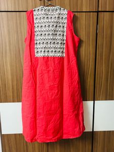 Beautiful Print Coral Kurti