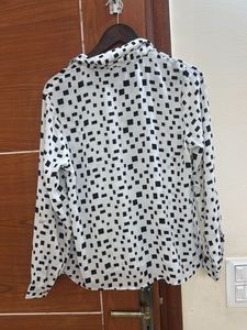 White &amp; Black Print Top