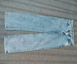 Wide Leg Jeas