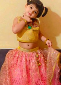 Girl's Ethnic Top &amp; Skirt Set