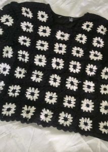 Thread Work Crop Top 🖤