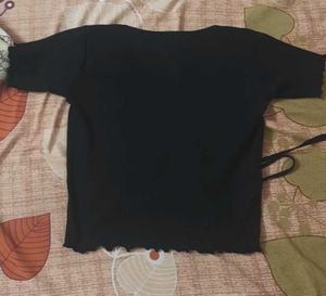 Black V-Neck Crop Top