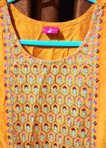 Kurti with Embroidery Size 40 inches