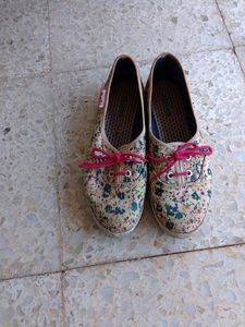 Bata Ladies Casual Shoes