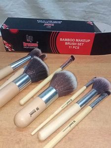 Bronson Brush Set