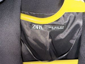 Zara Black Blazer - Size XS
