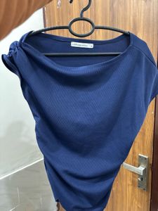 Chic Navy Blue Top
