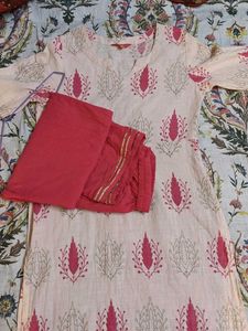 Khushal Floral Cotton Kurta &amp; Pant Set | Size L