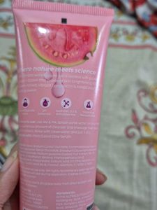 PLIX Guava Glow Cleanser