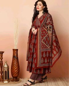 Elegant Ethnic Kurta Set