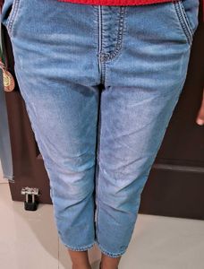 Trendy Denim Jeans