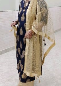 Libas Kurta Paisley Print Golden