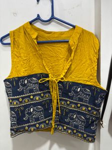 Navratri Tie-Front Crop Top