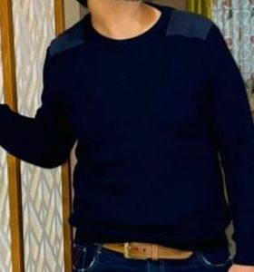 Blue Knitted jumper