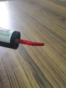 Lip And Cheek Stain (Pomegranate)