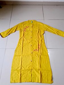 Yellow Kurta With Pink Embroidery, Front Slit