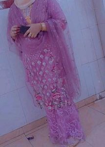 Elegant Pakistani Embroidered Suit.