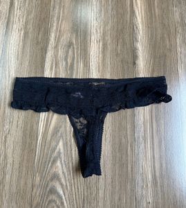 Set Of 3 Lace Panties + Thong